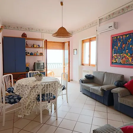Casa Vacanza Dante Alighieri 8